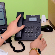 Teléfono IP Yealink SIP-T30 de 1 líneas 2