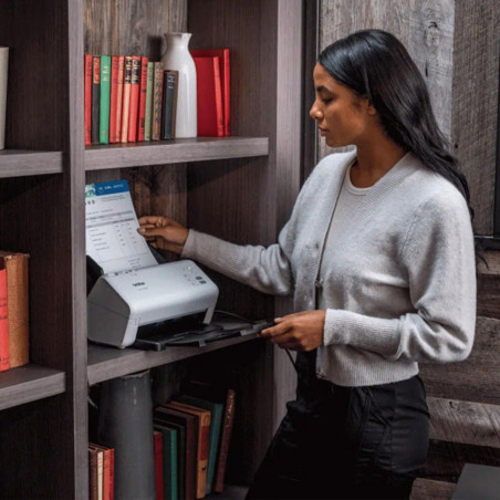 Scanner Profesional de Escritorio Brother ADS-4300N Duplex