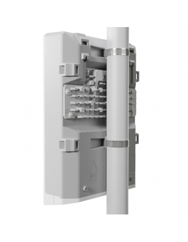 Switch MikroTik CRS318-16P-2S - 16 Puertos Ethernet PoE - 2 Puertos SFP+